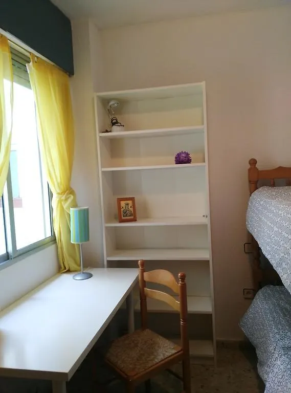Centrico Donkey Parking Apartment Seville 0*,  Spain