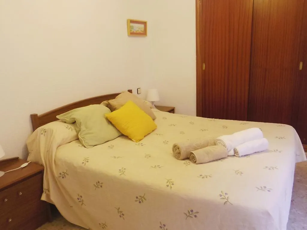 Centrico Donkey Parking Apartment Seville 0*,  Spain